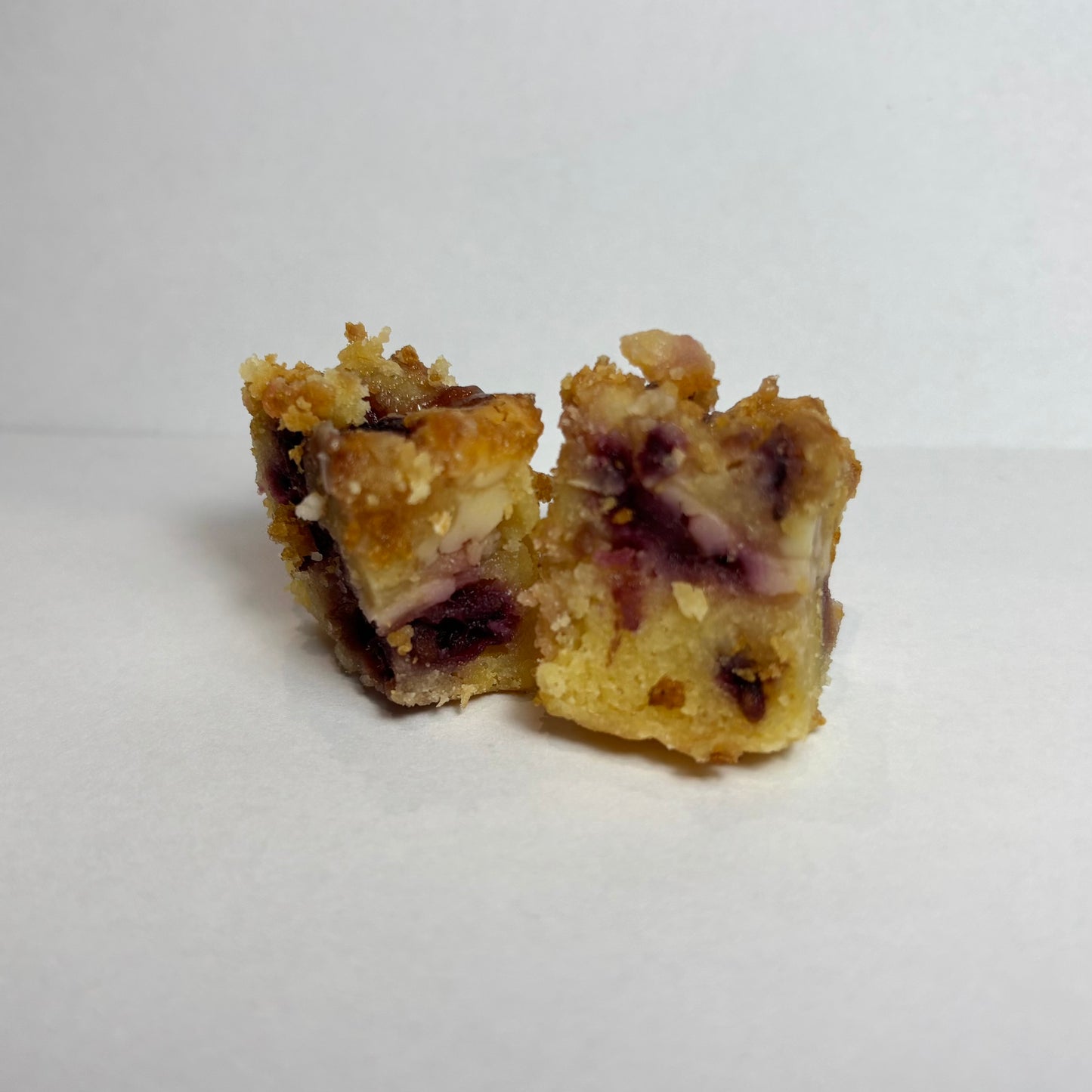 Berry Cheesecake Blondie