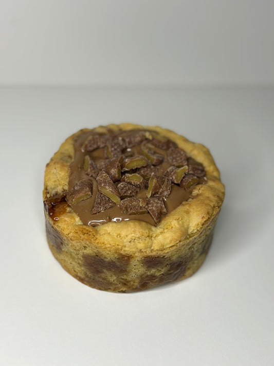 Caramel Cookie Pie